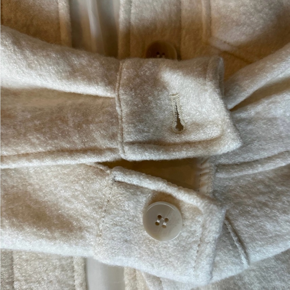 Shacket - Picture 4 of 5